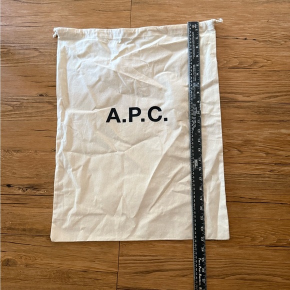 New A.P.C dust bag - Picture 4 of 5